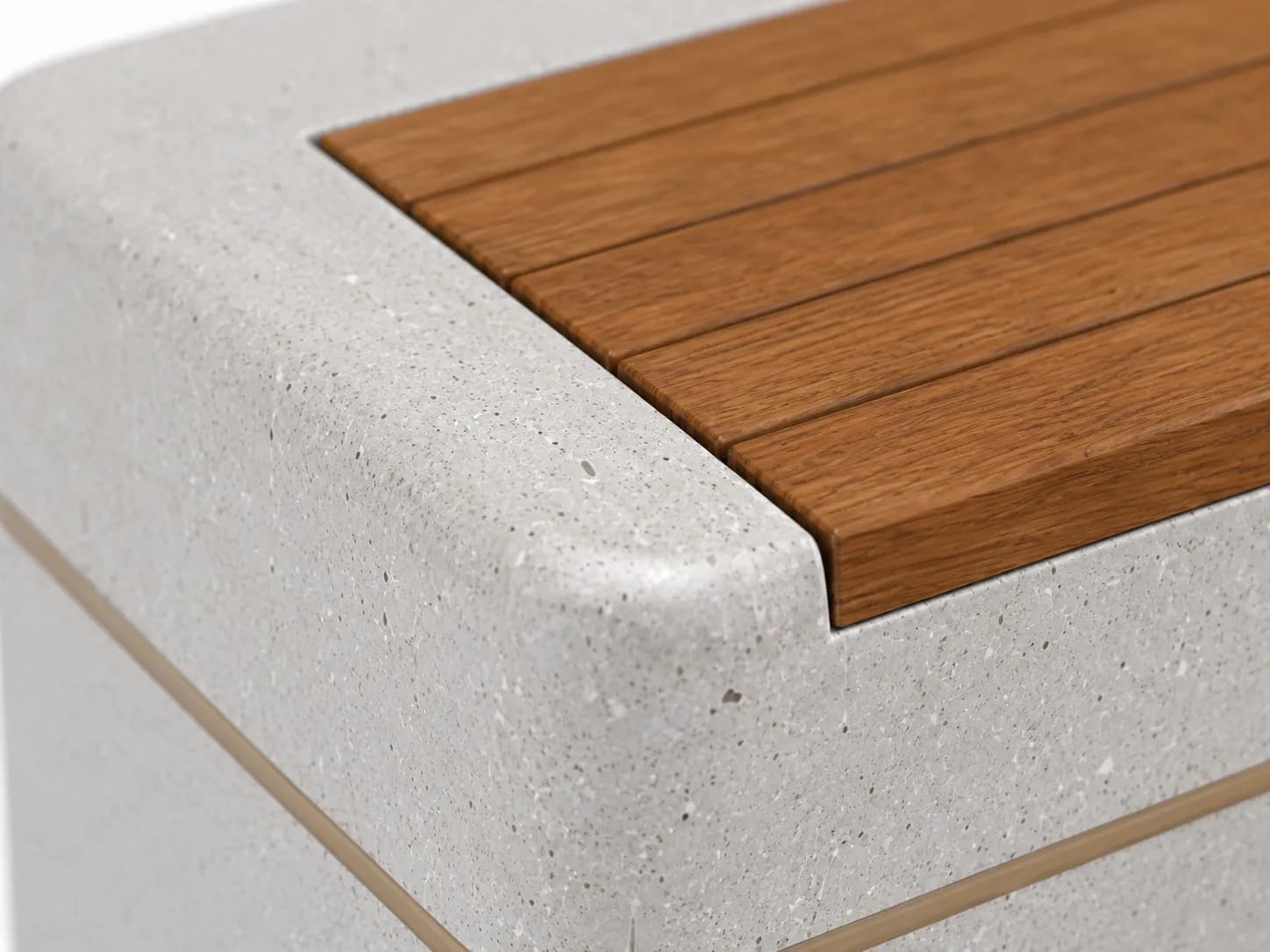 Liora Gradus Amphi — detail close-up — off-white concrete + iroko