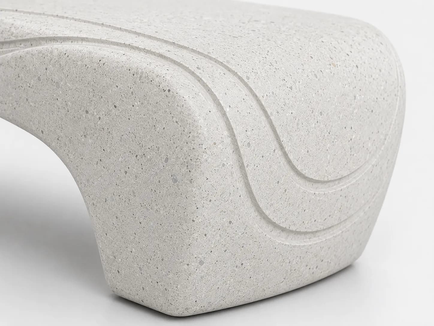 Aura Vela Bench — detail close-up — off-white concrete + iroko